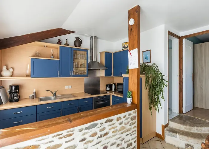 Charming With Orchard Semesterbostad