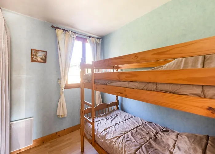 Charming With Orchard Hébergement de vacances *