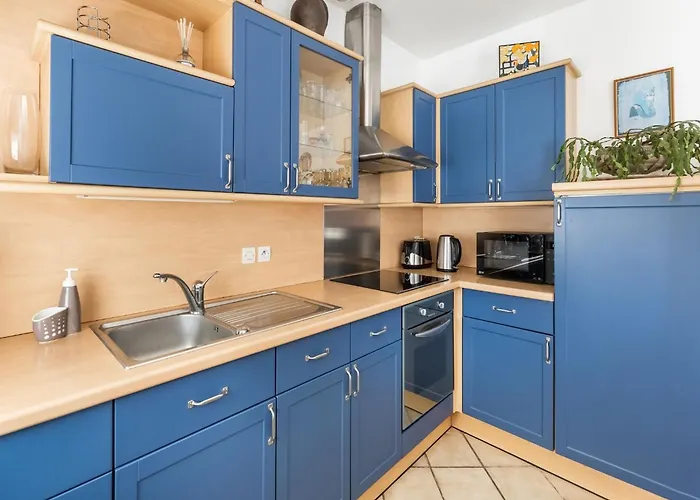 Charming With Orchard Semesterbostad Tamerville