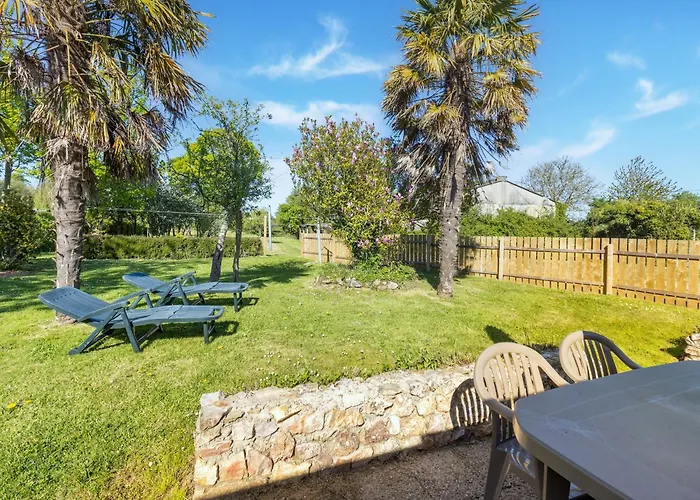 Hébergement de vacances Charming With Orchard Tamerville